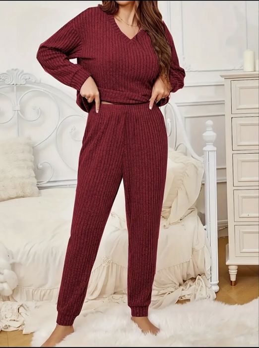 Pijama moale cu aspect catifelat, marime L