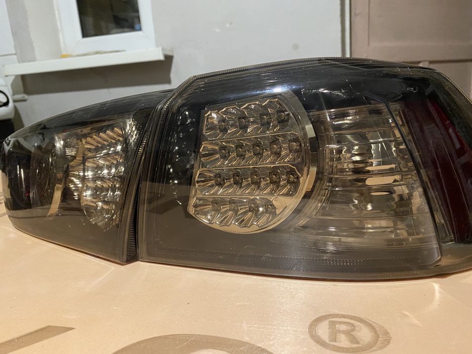 Задний фонарь лансер 10