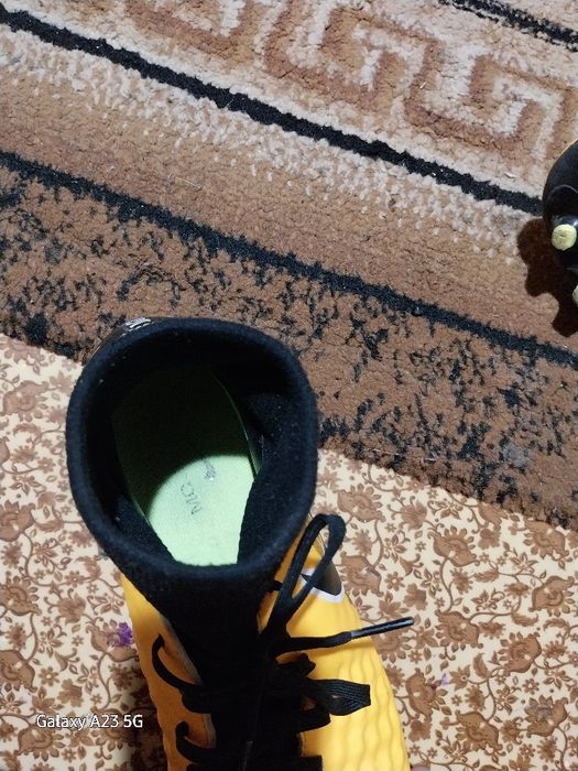 Здравейте колеги/приятели, погледнете този модел Nike Magista Onda ll