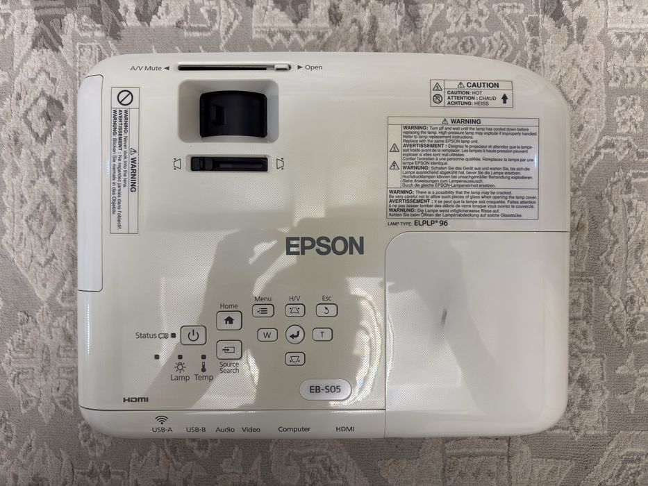 Проектор Epson EB-S05