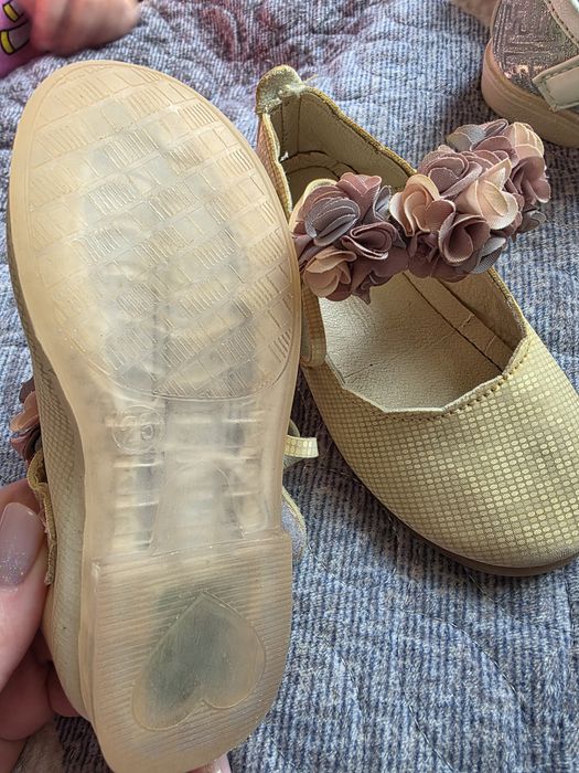 Туфельки и босоножки