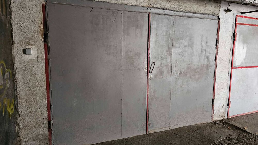 Самостоятелен монолитен гараж Кючук Париж