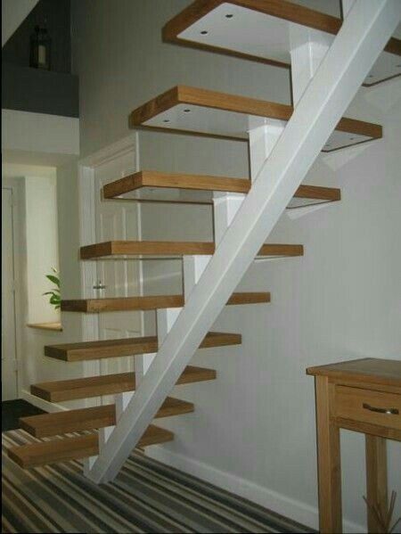 Scari metalice de interior
