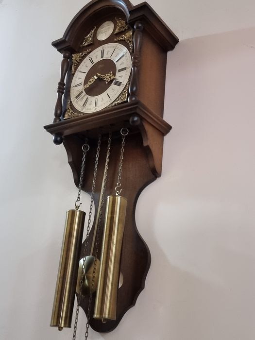 Старинен стенен часовник AMS