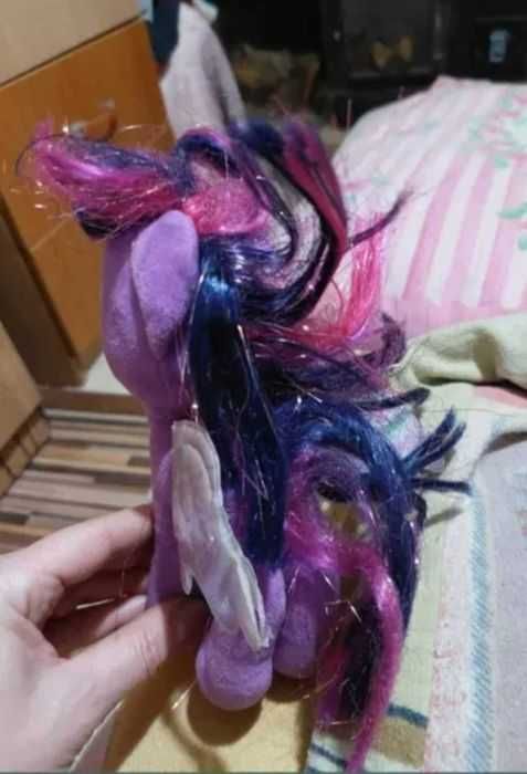 Unicornul adorabil