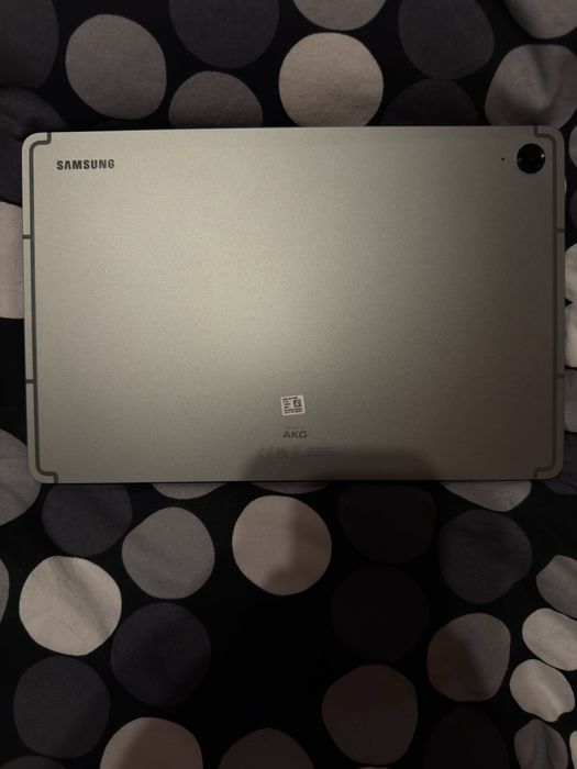 Samsung Tab S9 FE cu pen samsung original