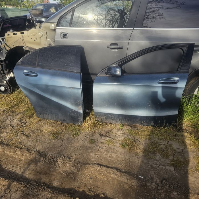 Врати за Mercedes-Benz A-класа (W176).