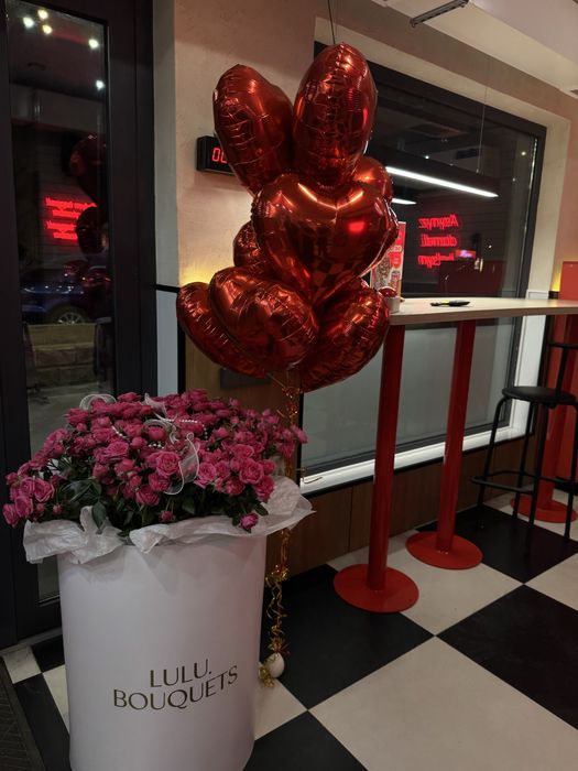 Буу цветы продаеться срочна