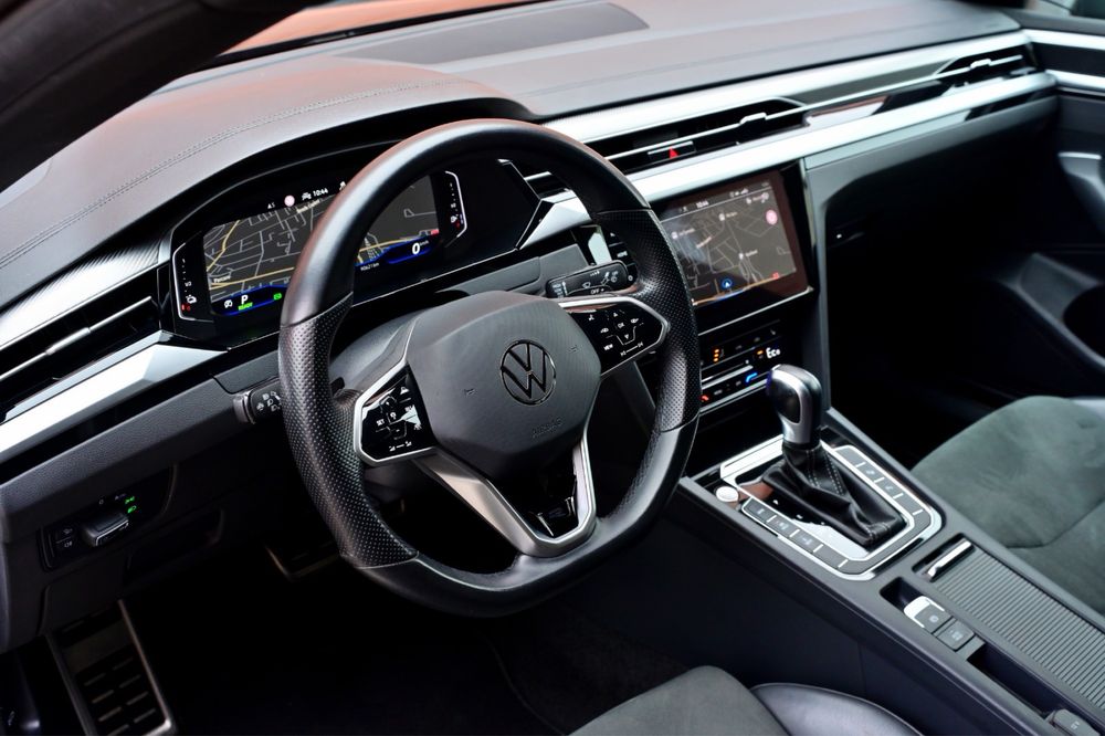 Arteon R line 90.000 km reali Istoric VW !!!
