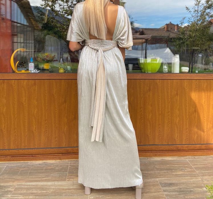 Официална дълга сребриста рокля