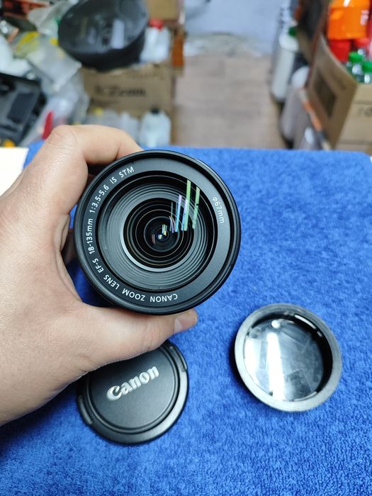 Объектив Canon EF-S 18-135mm IS STM