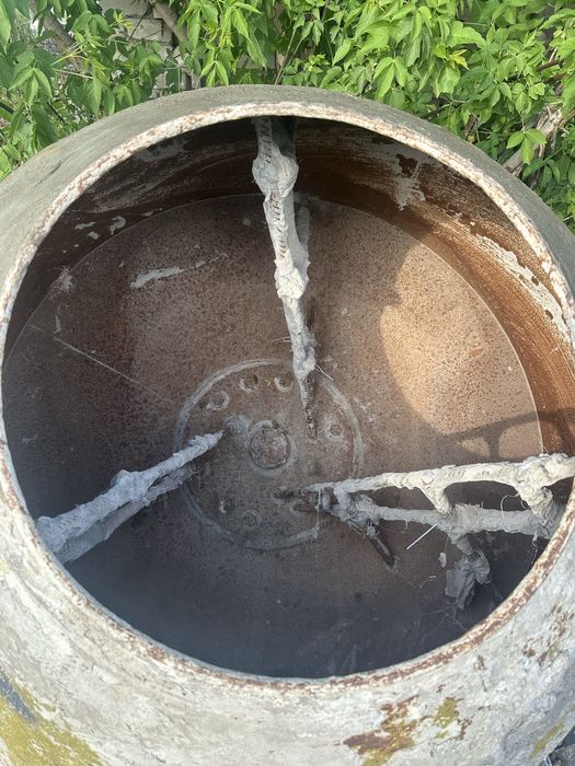 Продам Бетономешалку