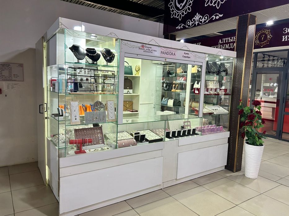 Продается бутик в дине базаре