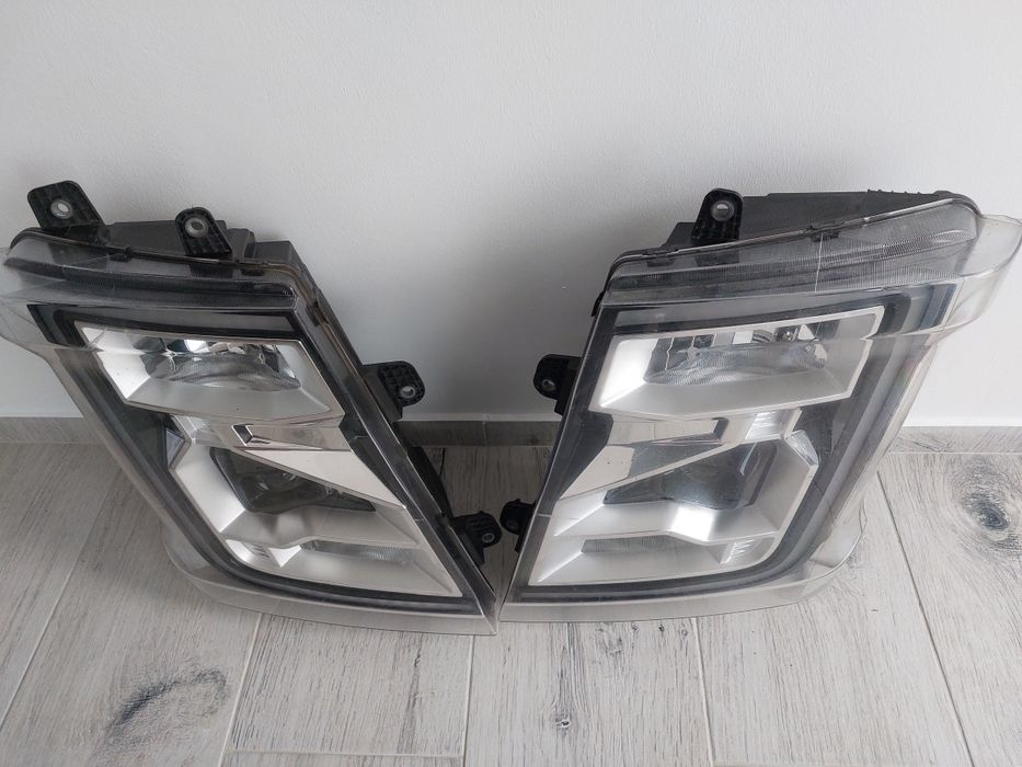 Far faruri stanga dreapta ford f max  led original