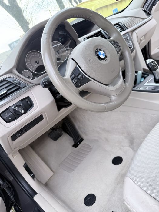 BMW Seria3  320 XDrive