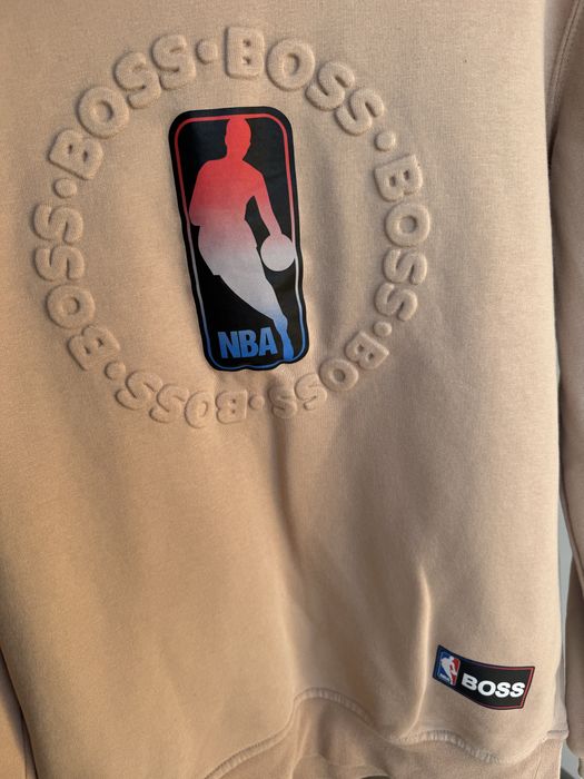 Бежова Горница BOSS NBA