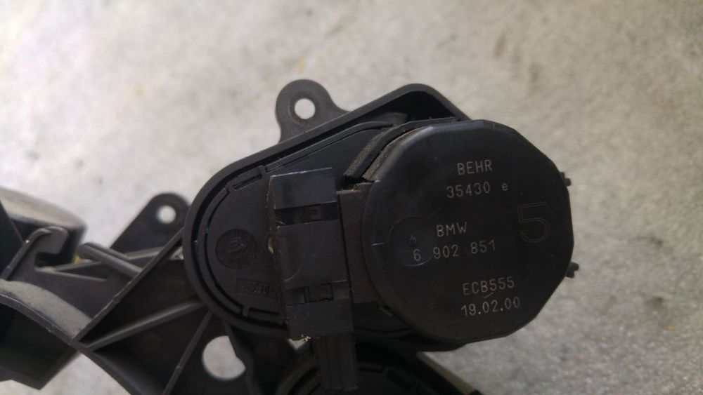 motoras aeroterma bmw e46 6902851