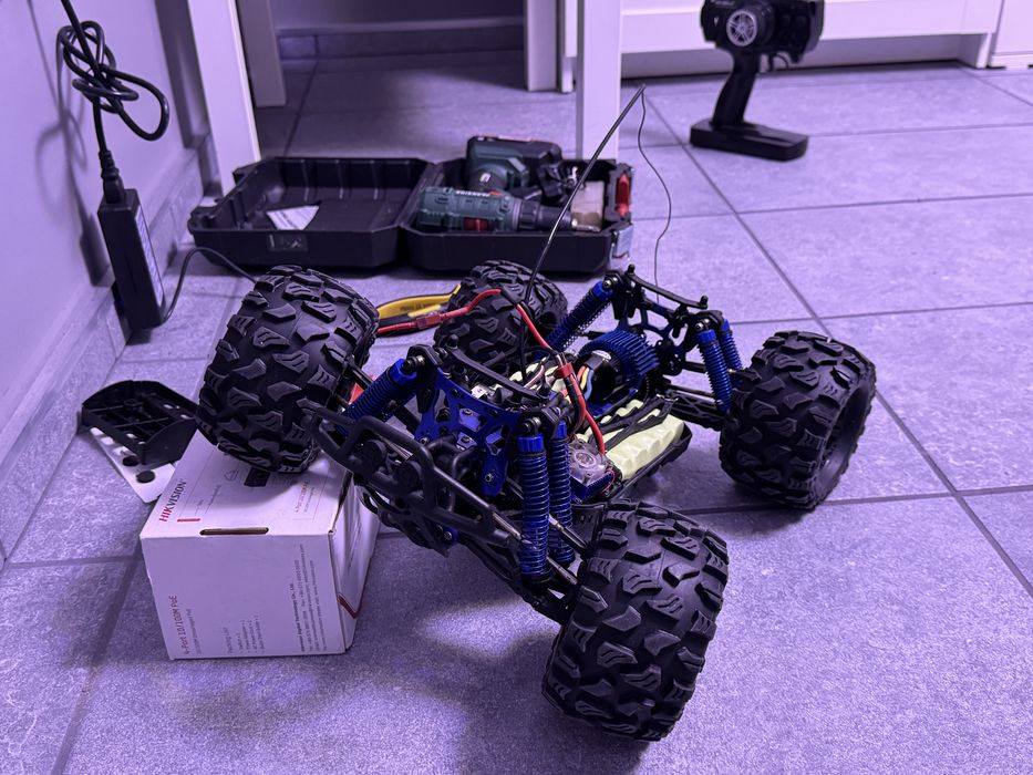 Automodel rc hbx x missile 1:10 4x4