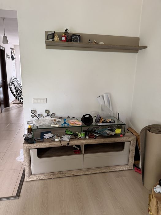 Set Comoda Tv + comoda/bar + suport Tv din sticla+ etajera