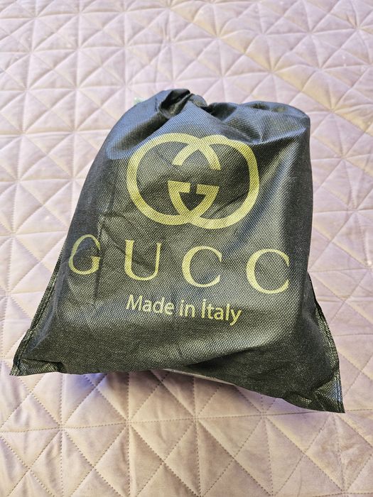 Обувки Gucci нови