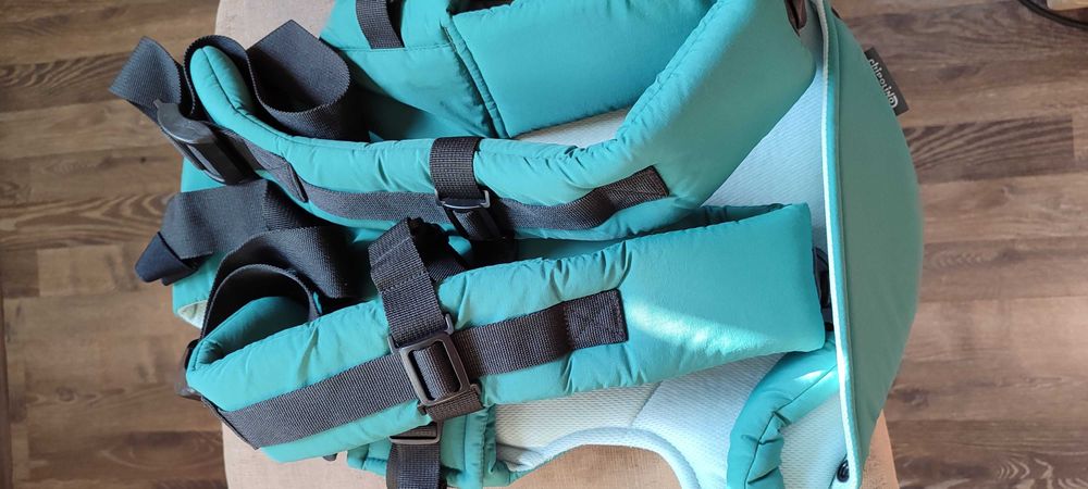 Ергономично кенгуру раница Комфи на Chipolino