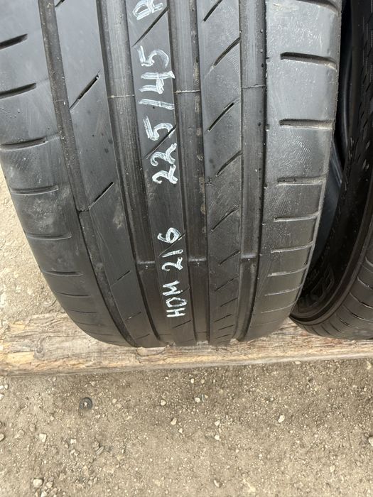 4 броя Летни гуми Kumho 225/45 R19 Dot 0722 ном 216