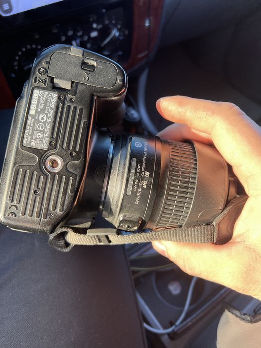 Продам фотоаппарат Nikon D3200