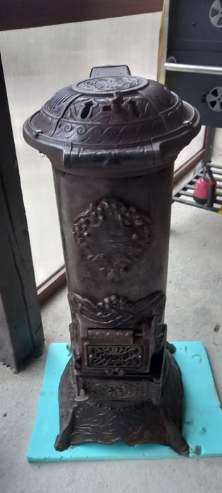 Само за ценители!Печка на дърва и въглища.