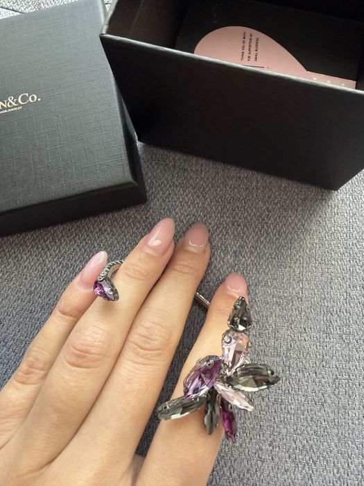 Дизайнерска гривна Bran&Co с основа от малки кристалчета