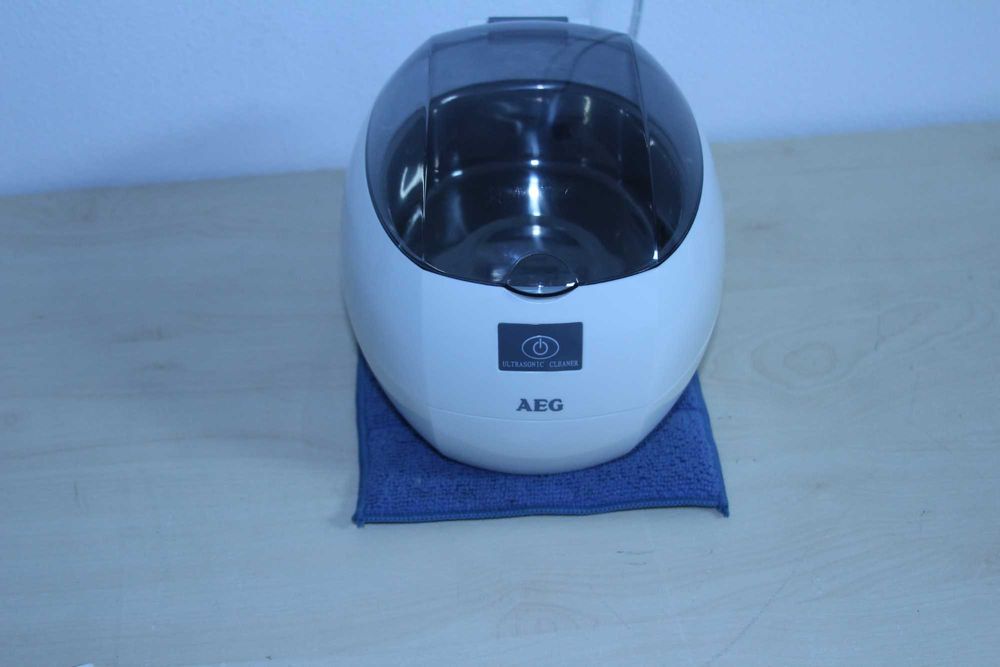 Aparat de curățat cu ultrasunete AEG USR 5516 - Nefolosit, cu accesorii