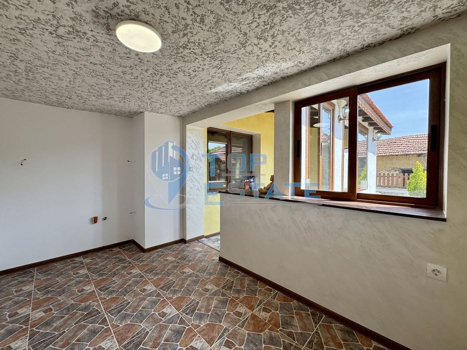 Продава се Къща в с. Ново село, Област Велико Търново - 110 кв.м за 1300 €/кв.м - Снимка #8