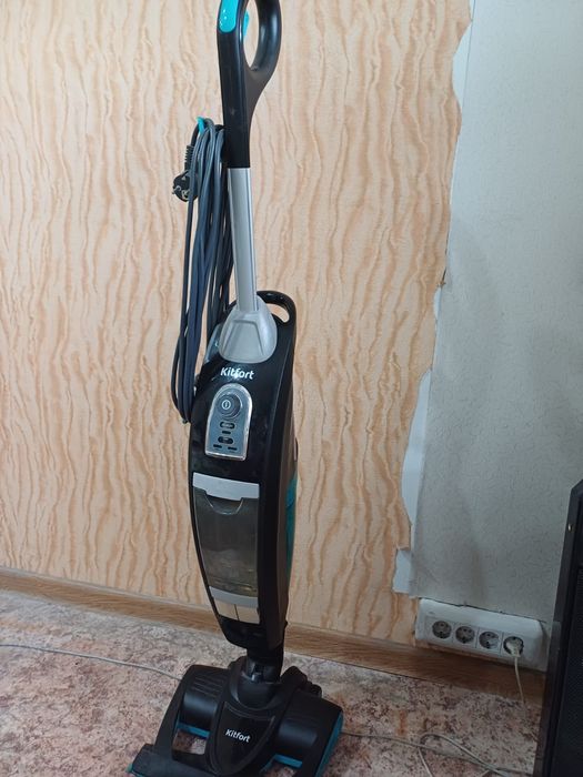 Продам пылесос моющий