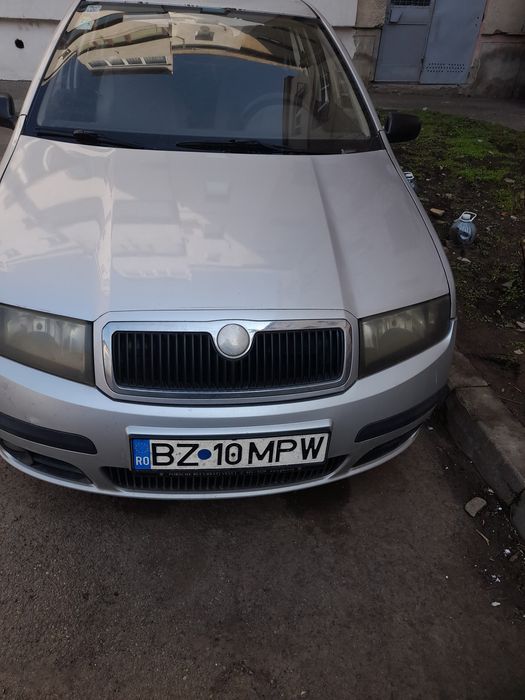 Skoda fabia diesel din 2007'itp pină în februarie 2027'consum4'5 bună pentru persoane fizice cu buget redus.