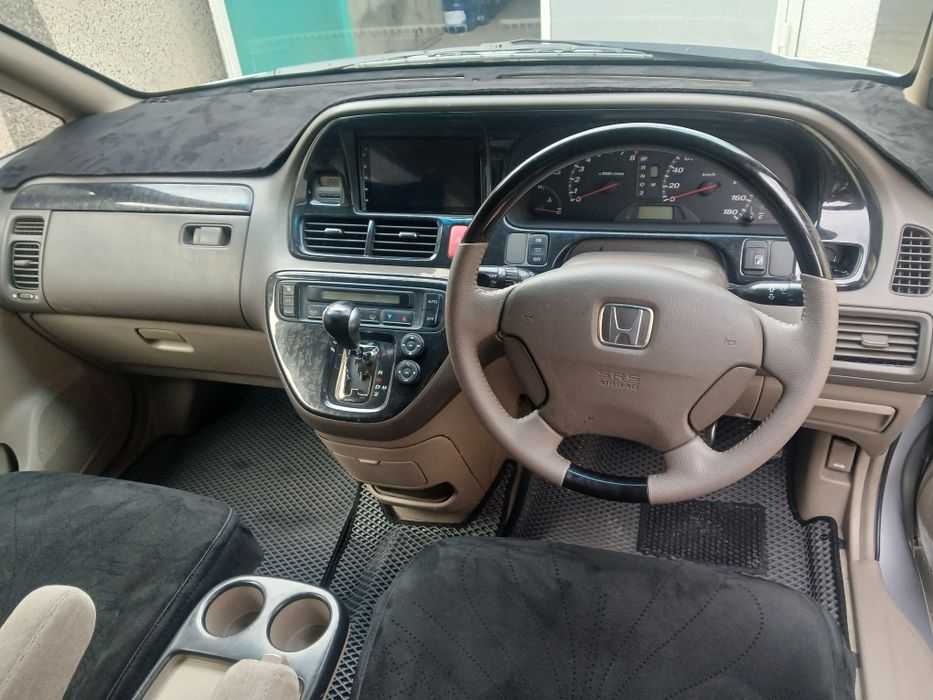 Хонда Одиссей RA 6