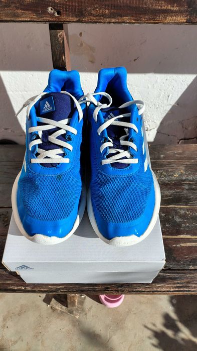 Маратонки, кецове adidas номер 40, стелка  25.5см+ падарък