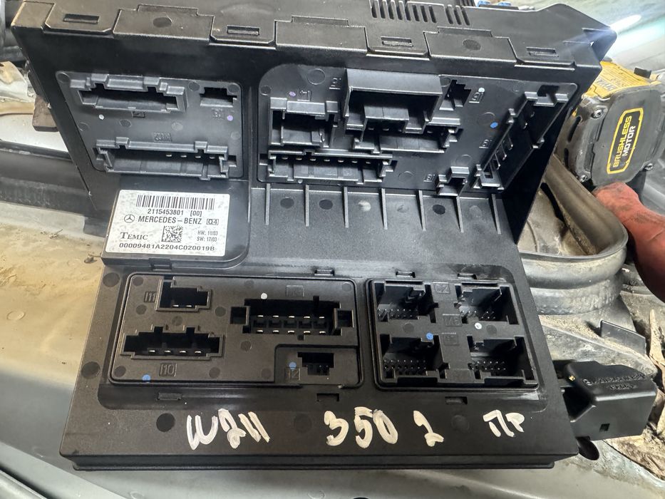 Преден Сам/Sam модул за Mercedes E class W211/Cls W219