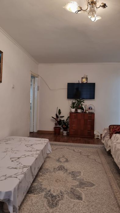 Срочно!!! Продаётся 2 ком кв 11 мкрн