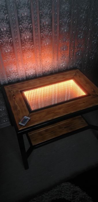 Журнальный столик