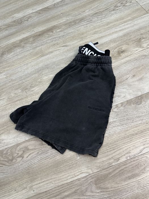 Pantaloni scurți Balenciaga