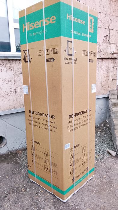 Продам холодильник новый