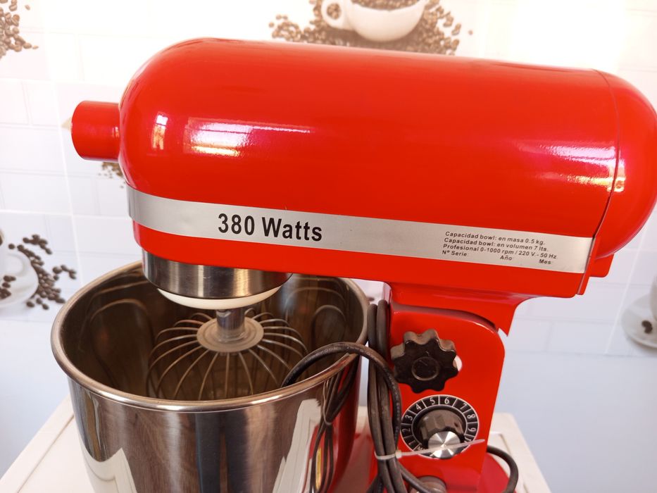 Миксер для торта