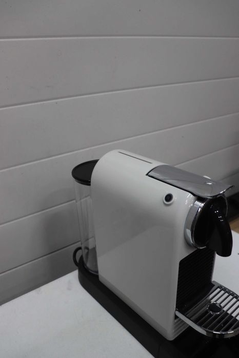 Кафемашина с капсули DeLonghi Nespresso EN267.WAE Citiz 1710 W