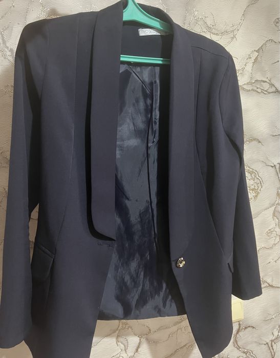 костюм темно синий