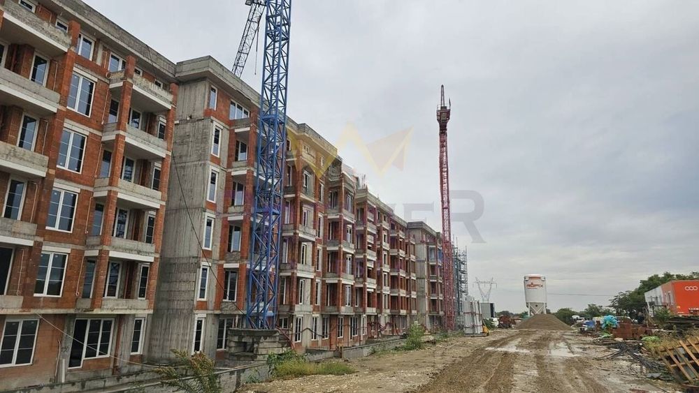 Продава се Двустаен апартамент в Пловдив, Коматево - 71 кв.м за 661 €/кв.м - Снимка #2