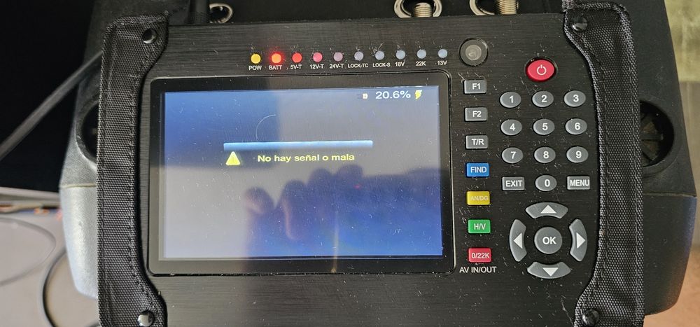 aparat tester profesional de măsură pentru semnal TV digital