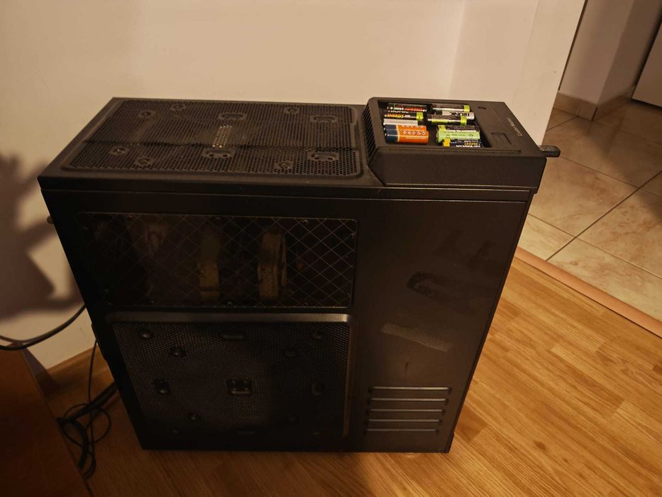 Unitate PC Gaming I7 8700K, RTX 2070, SSD + HDD