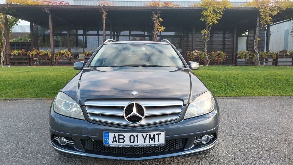 MERCEDES-BENZ C-Class 2010 — imagine 1