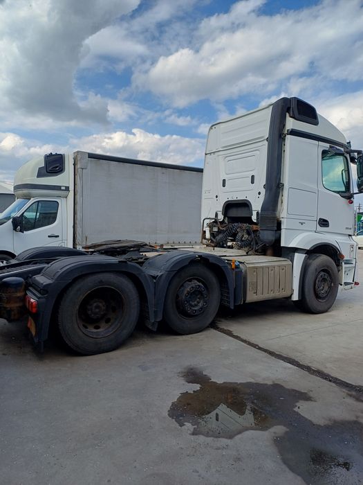 Mercedes Actros 2545,1845,Mercedes Atego 1528,Trailer Meusburger