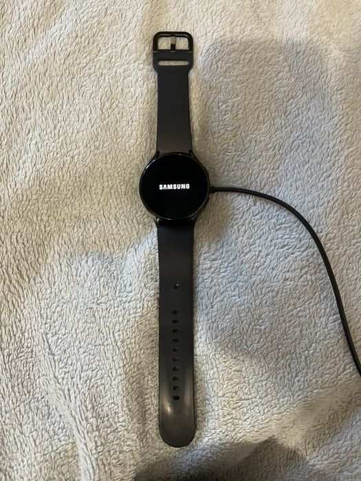 Galaxy Watch 4 , 44 mm black