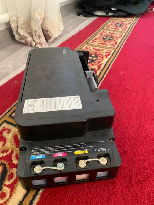 Срочна продам цветной принтер EPSON